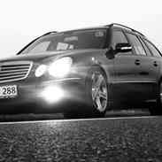 Mercedes Benz W211 E280 3.0 V6 avantgarde