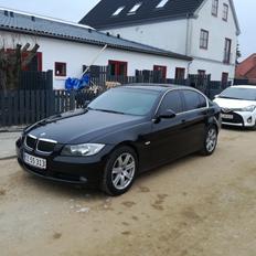 BMW E90 318d