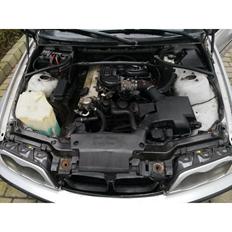 BMW E46 318i Touring