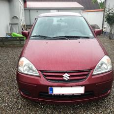 Suzuki Liana