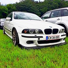 BMW E39 523i Aut. Limousine Alpinweiss