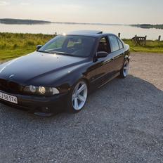 BMW e39 540i