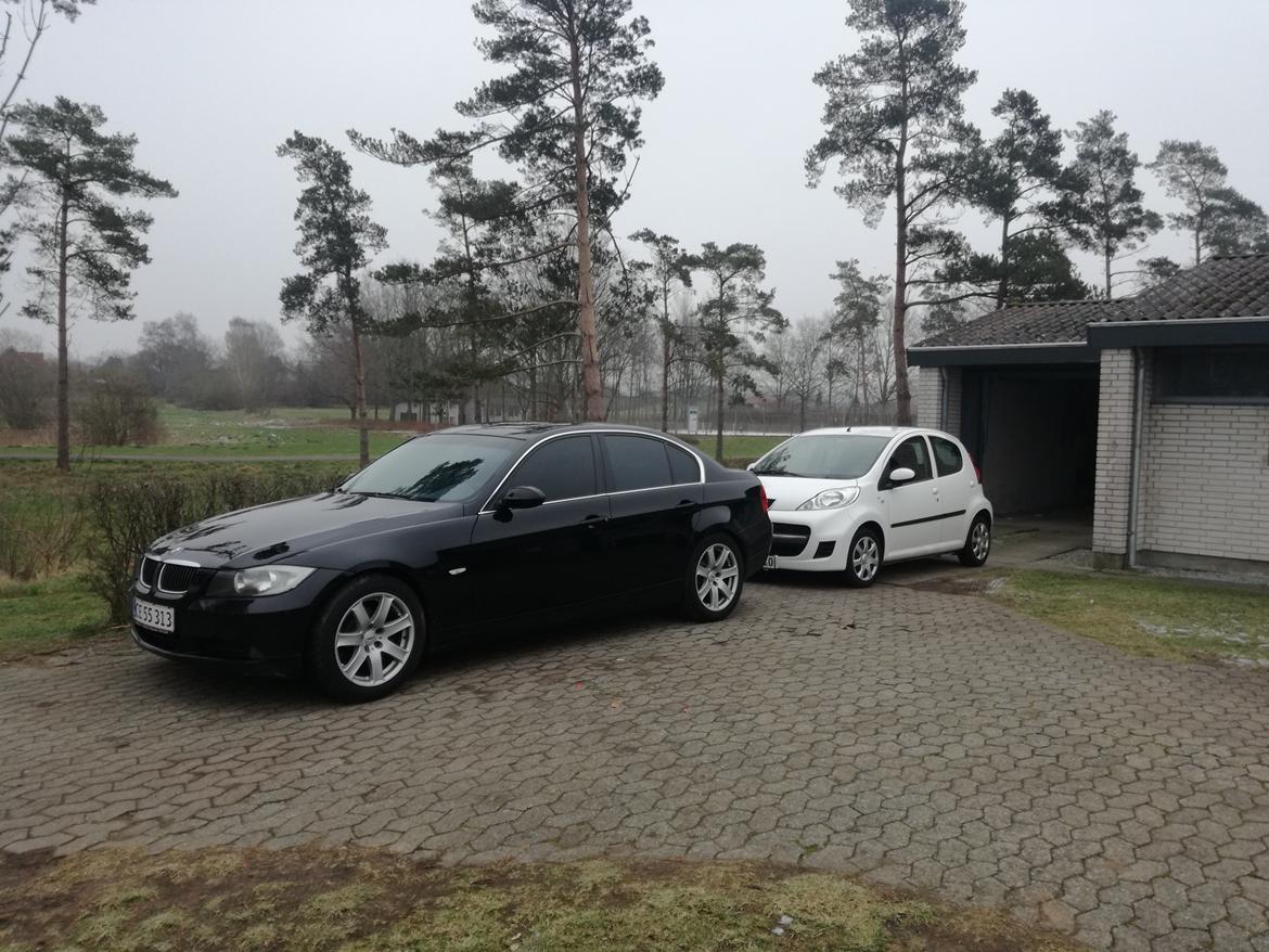 BMW E90 318d billede 12