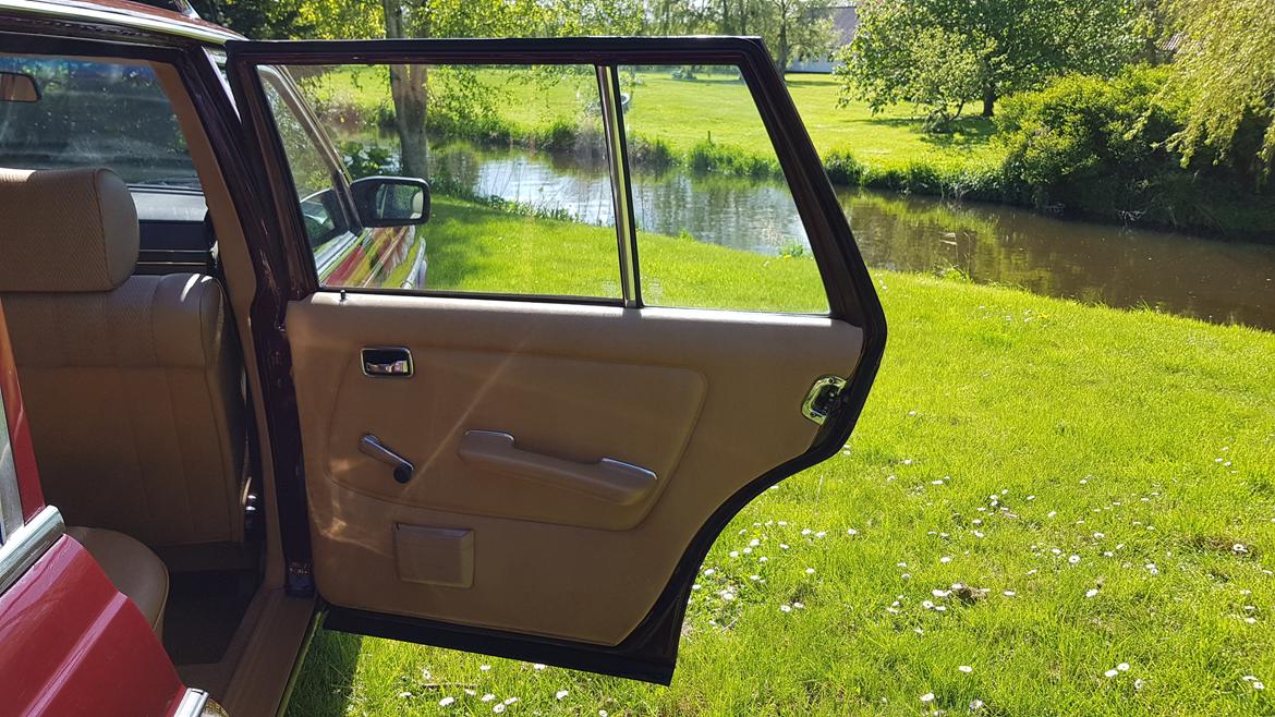 Mercedes Benz W123 230TE (Solgt) billede 16