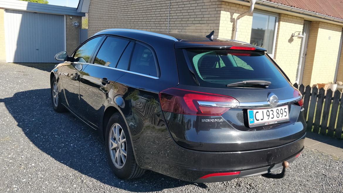 Opel Insignia Sportstour billede 2