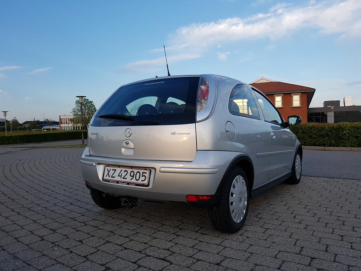 Opel Corsa Limited + billede 4