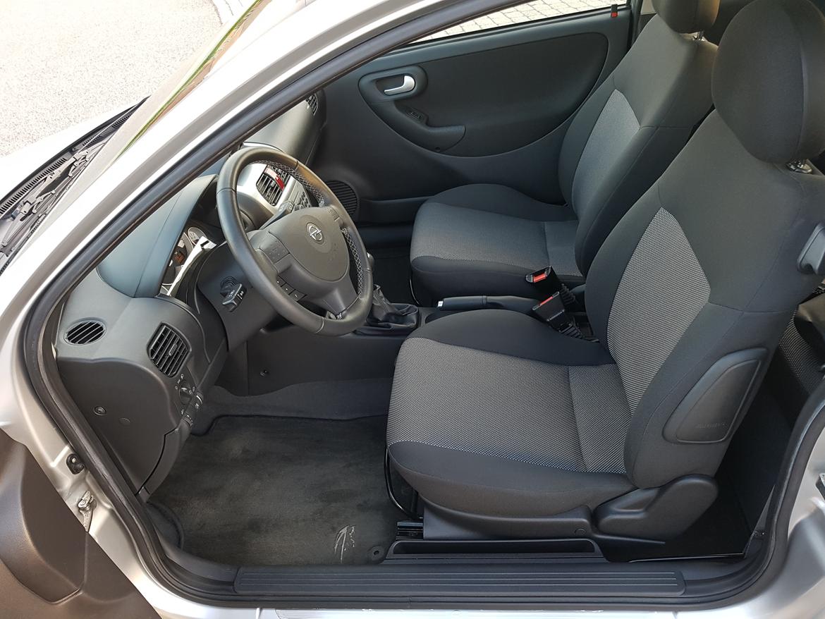 Opel Corsa Limited + billede 15