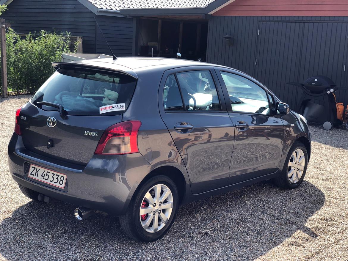 Toyota Yaris Luna Sport billede 3