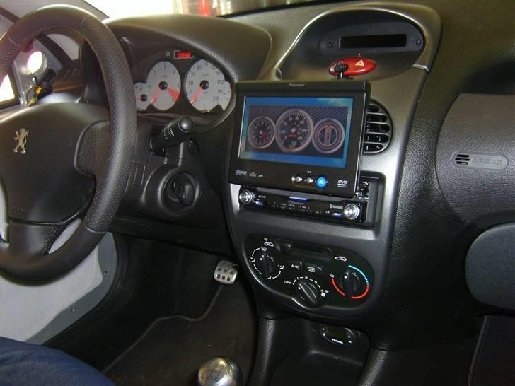 Peugeot 206 SOLGT billede 12