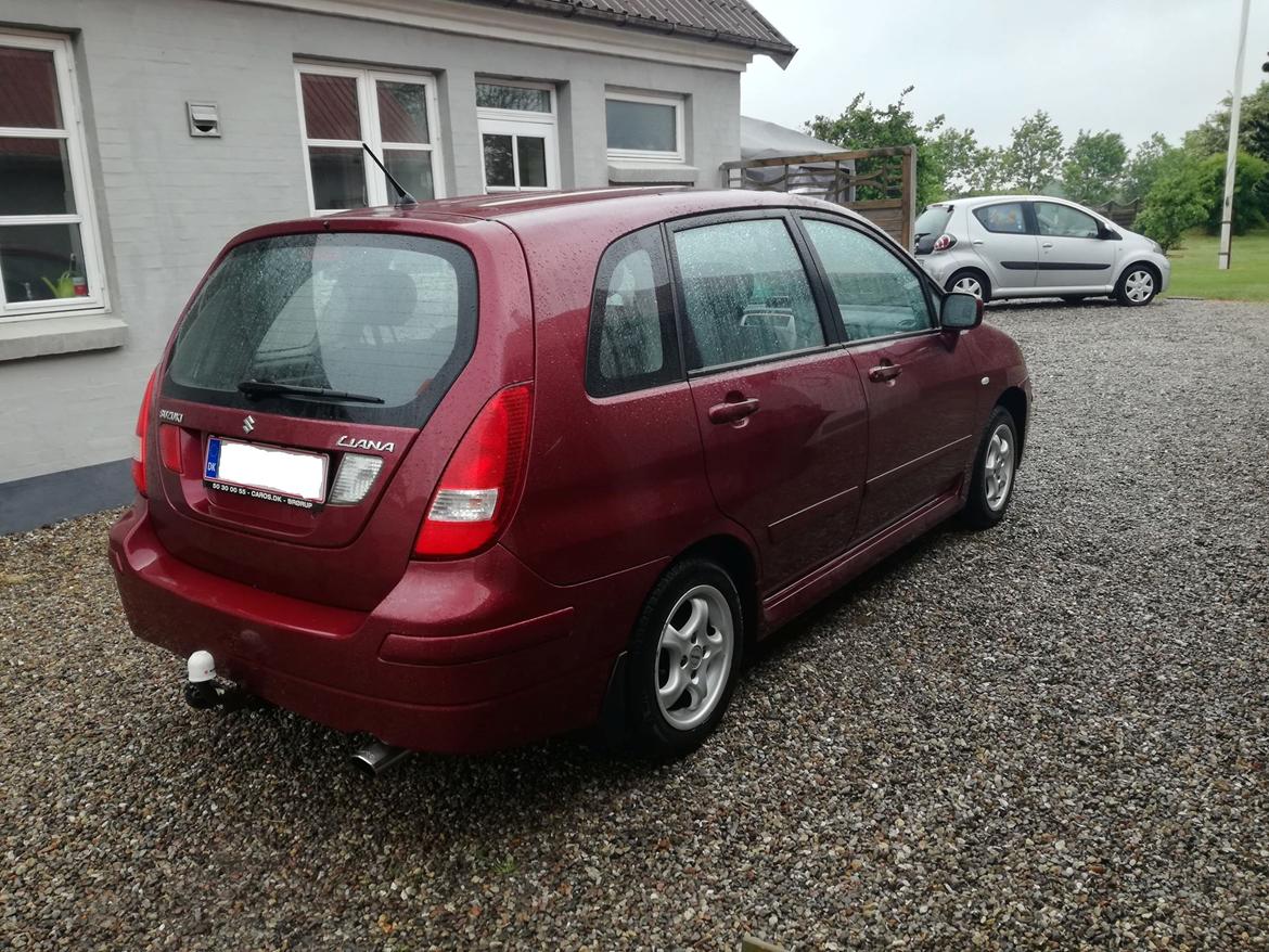 Suzuki Liana billede 4