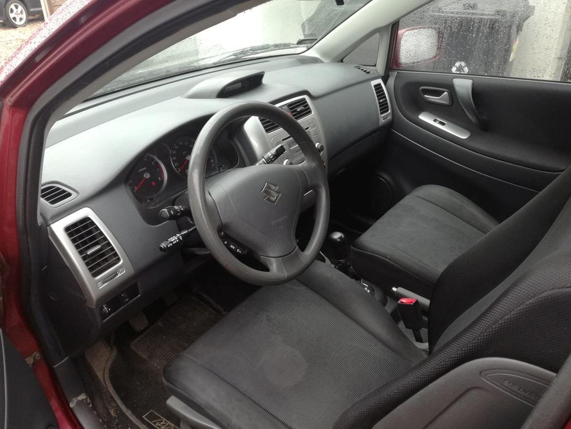 Suzuki Liana billede 6