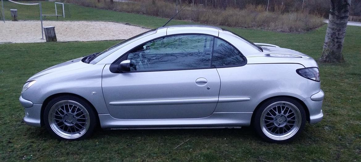 Peugeot 206 16v cc  Cabriolet SOLGT billede 15