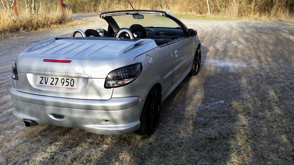 Peugeot 206 16v cc  Cabriolet SOLGT billede 12