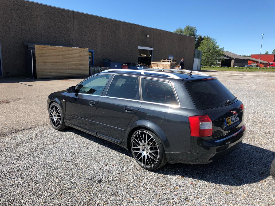 Audi A4 B6 Avant S-Line billede 1