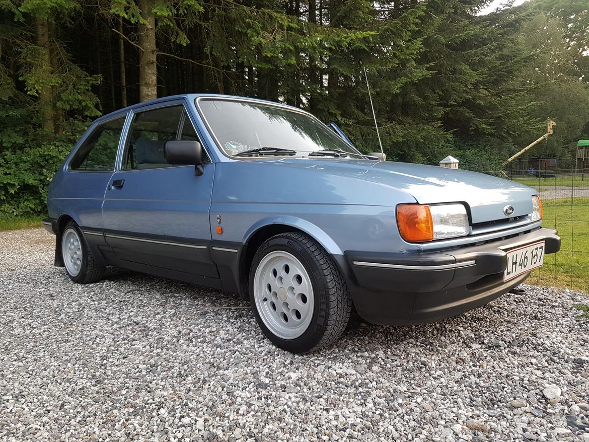 Ford Fiesta 1.1 Ghia billede 6