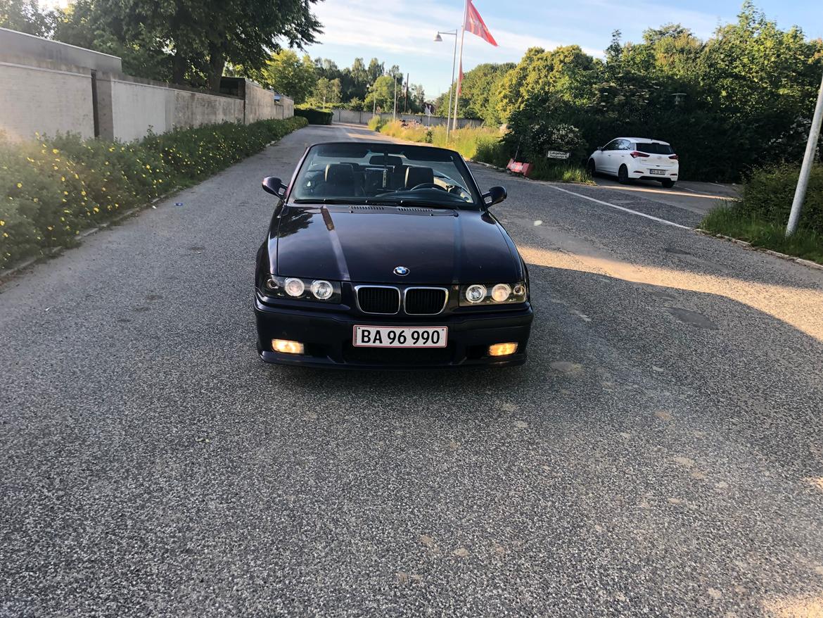 BMW 318i solgt billede 14