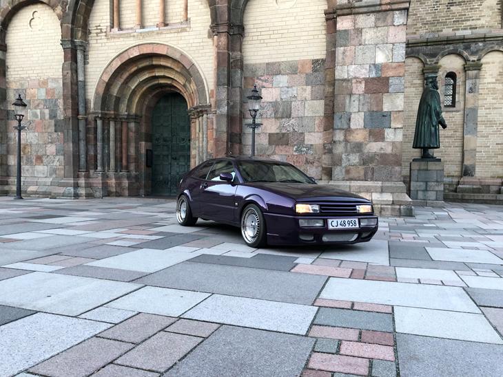 {{currentPhoto.altText}} billede {{currentPhoto.number}}