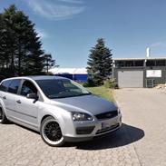 Ford Focus II Turnier 1,6 TDCI - "Familie vognen"