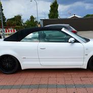 Audi A4 Cabriolet S-line 2,4 V6 Med FEED motor lyd