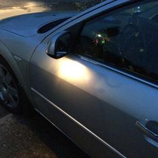 Ford Mondeo  Ghia 5d Hatchback model