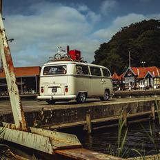 VW T2 Deluxe Camper bus "Ollie"