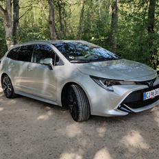 Toyota Corolla Touring Sport Hybrid H4