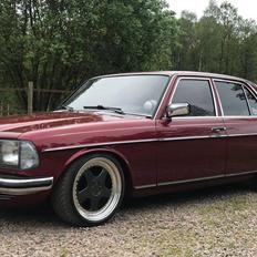 Mercedes Benz W123