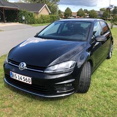 VW Golf 2,0 TDI R-Line