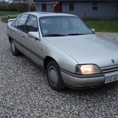 Opel omega