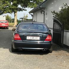 Mercedes Benz S600 W220 