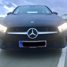 Mercedes Benz A200