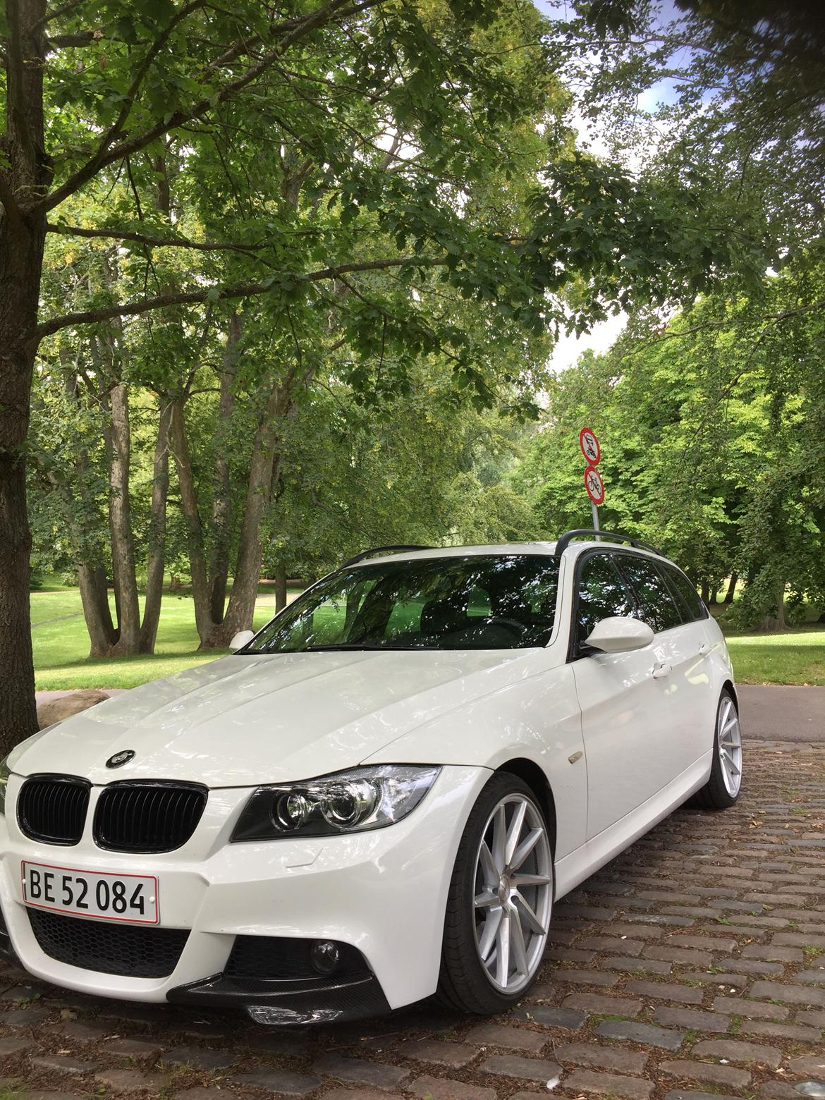 BMW 330xi billede 2