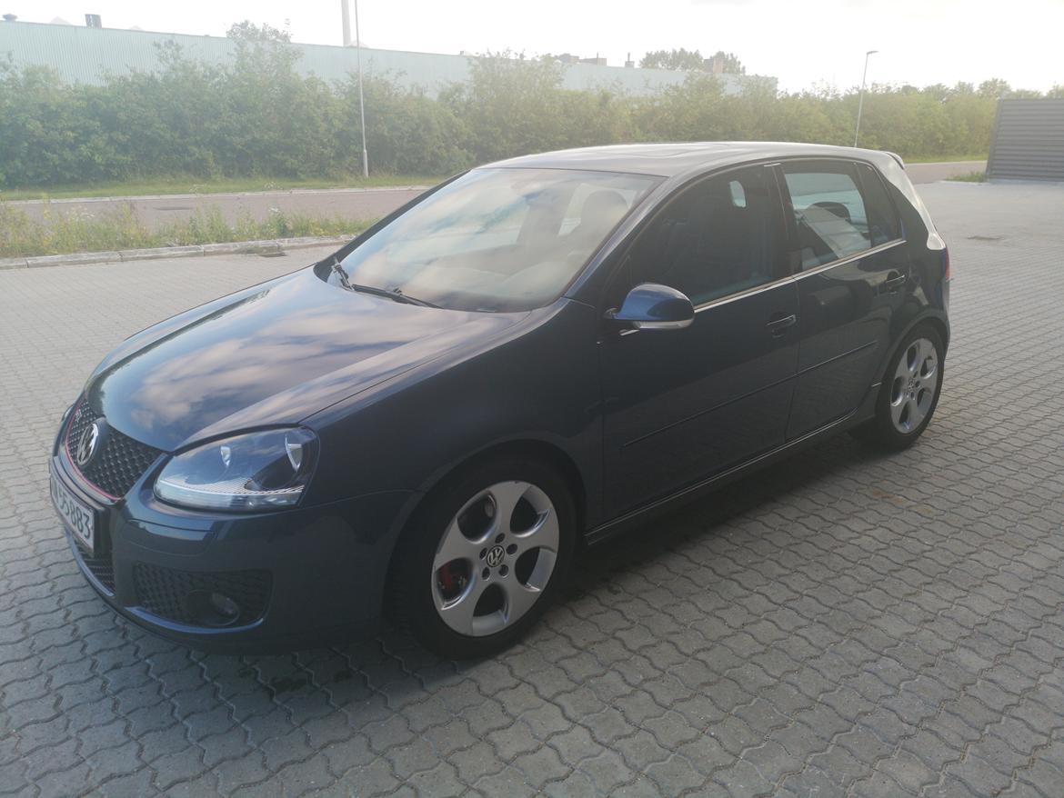 VW Golf MK5 GTI [Solgt]  billede 3