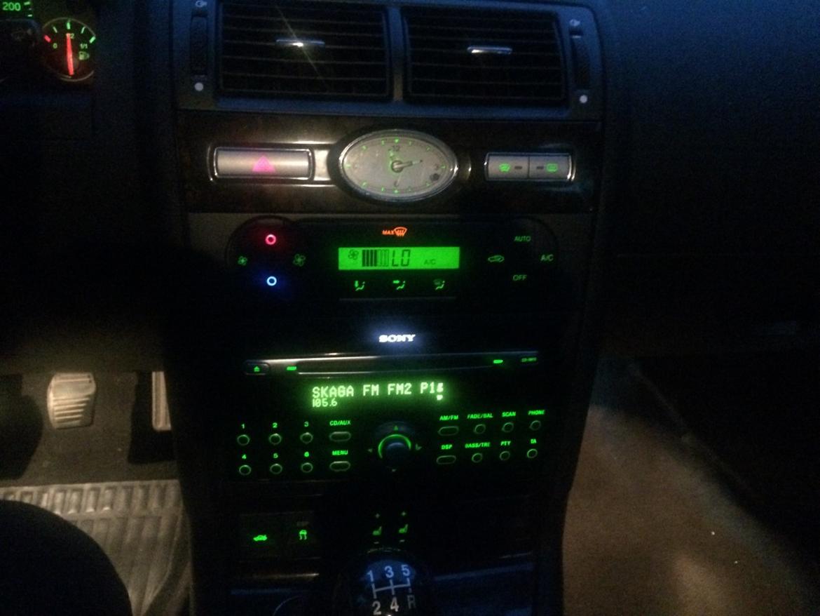 Ford Mondeo  Ghia 5d Hatchback model billede 9