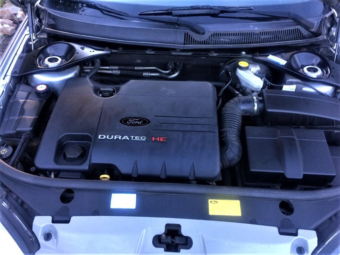 Ford Mondeo  Ghia 5d Hatchback model billede 13