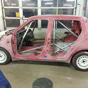 Suzuki Swift - pyha... det var mange rør.  billede 13