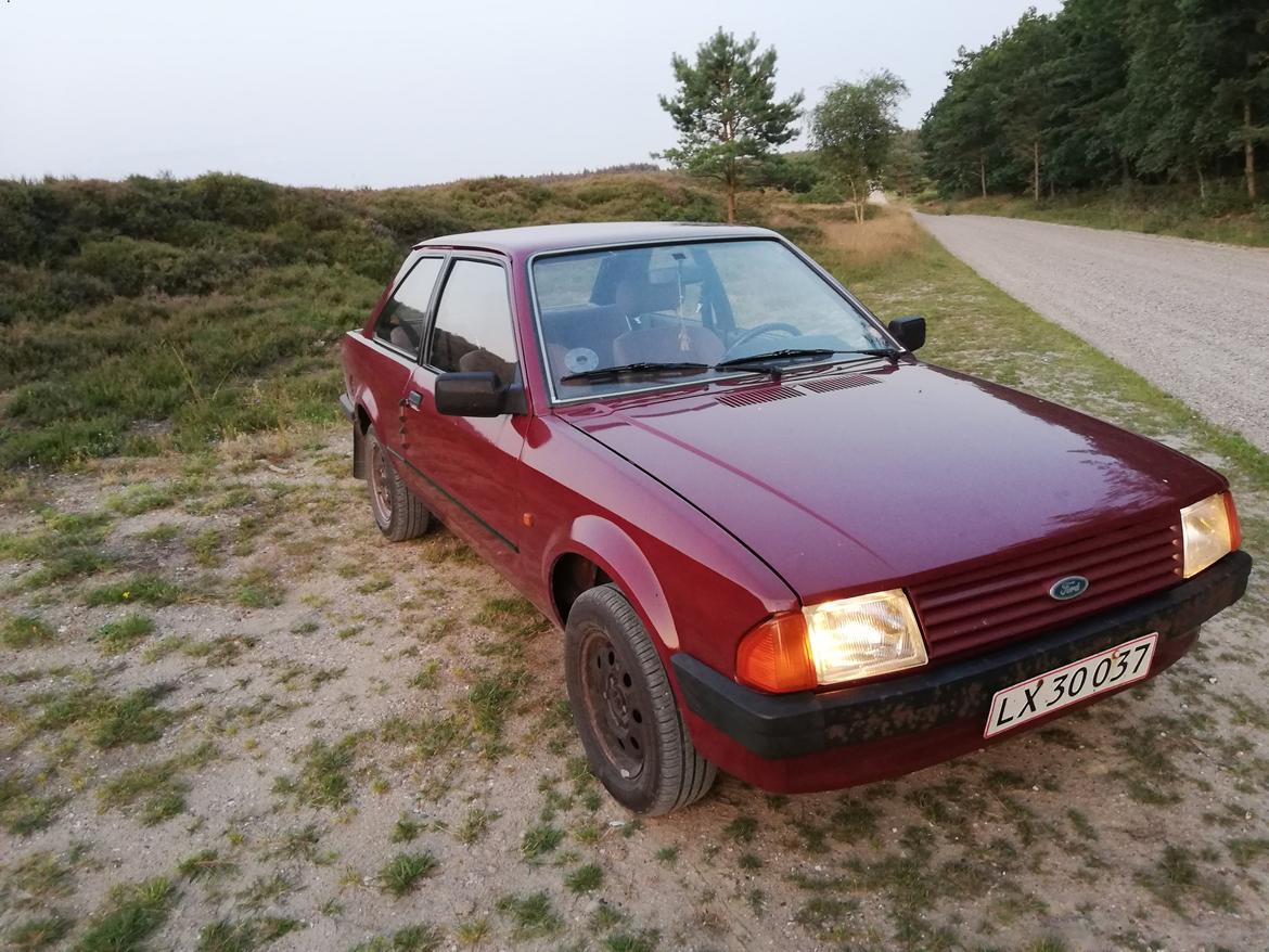 Ford Escort mk3 1.1 billede 1