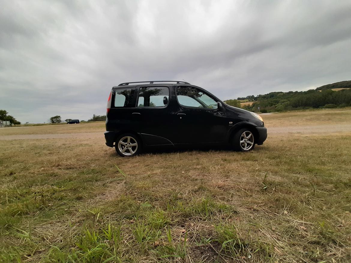 Toyota yaris verso billede 9