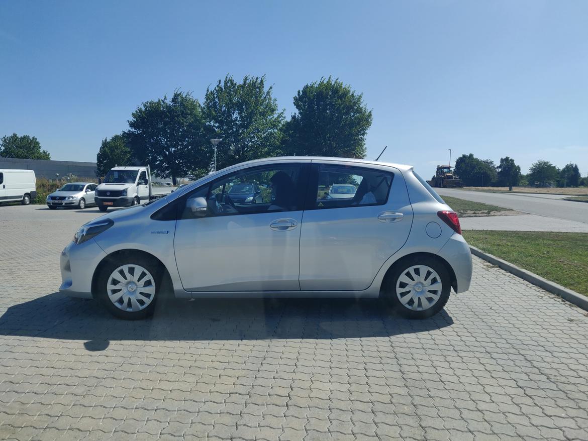 Toyota Yaris Hybrid H2 CVT billede 4