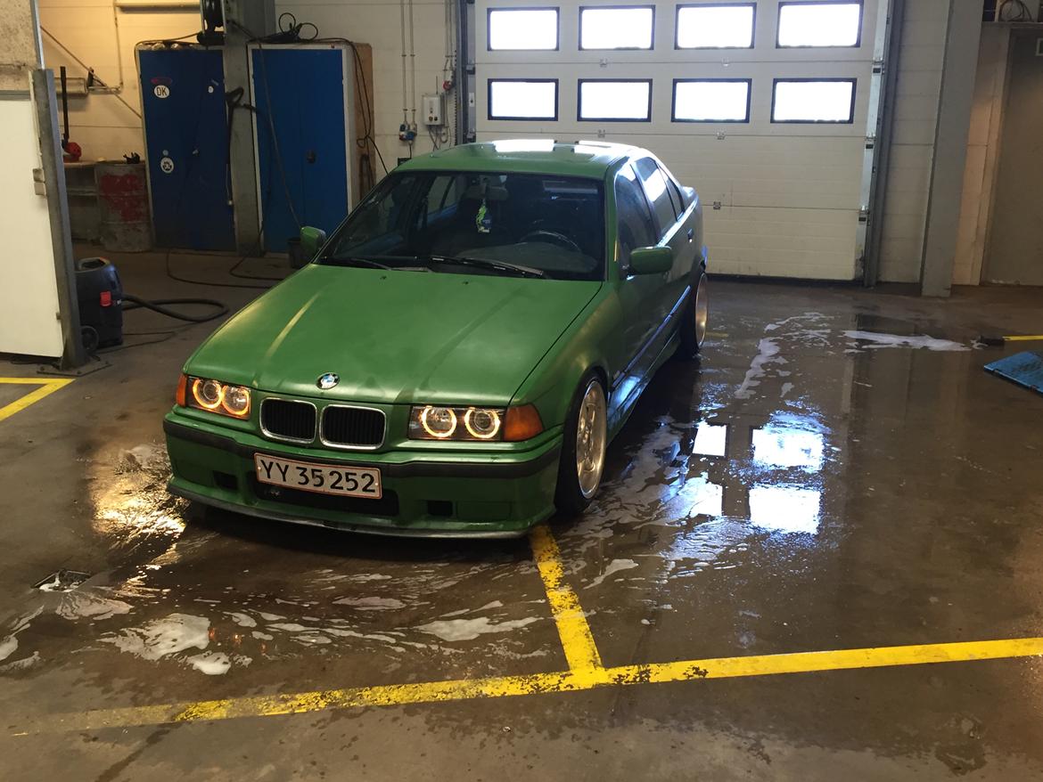 BMW E36 billede 1