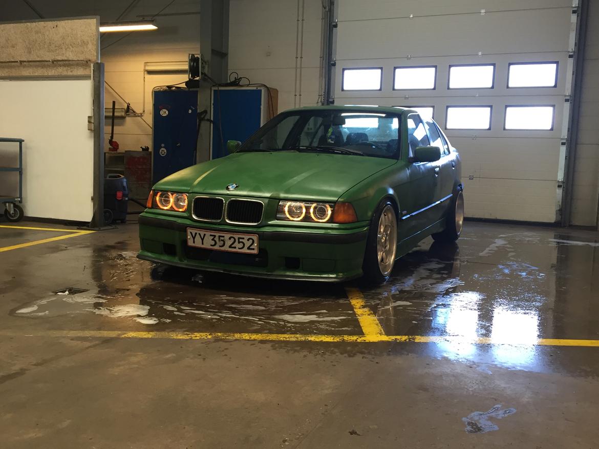BMW E36 billede 2