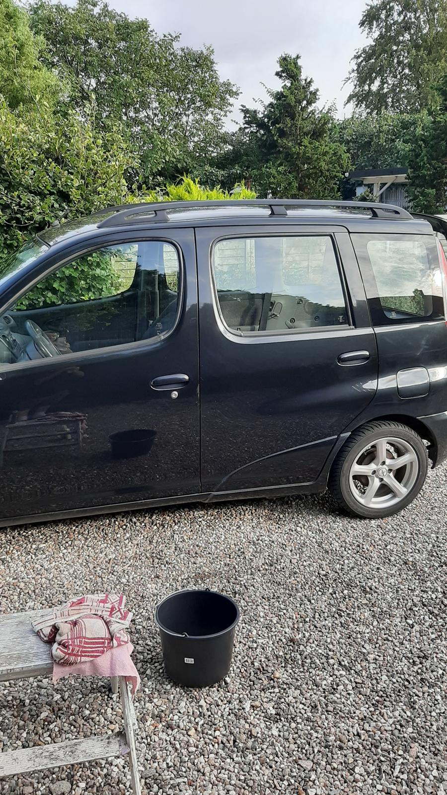 Toyota yaris verso billede 14