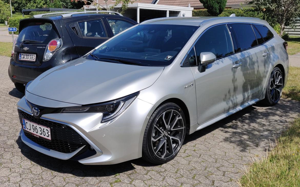 Toyota Corolla Touring Sport Hybrid H4 billede 2