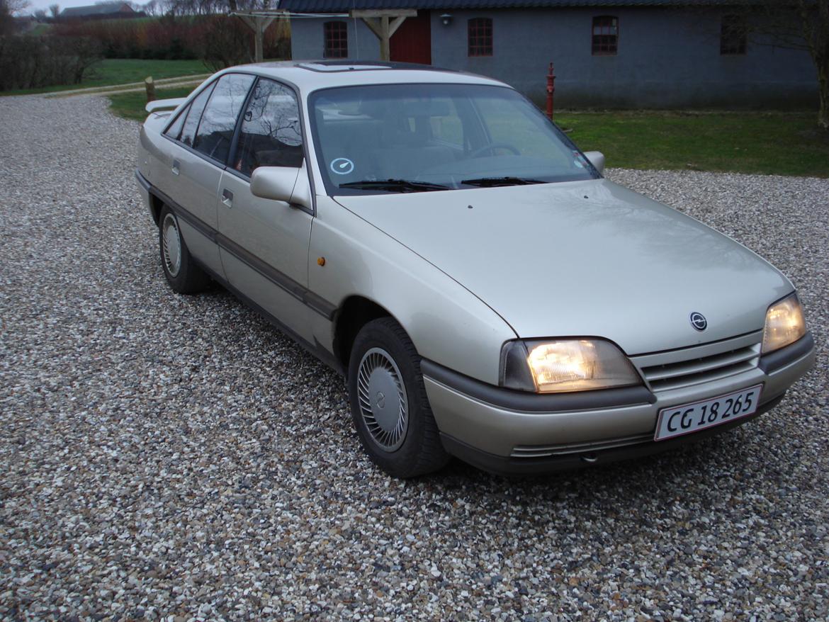 Opel omega billede 1