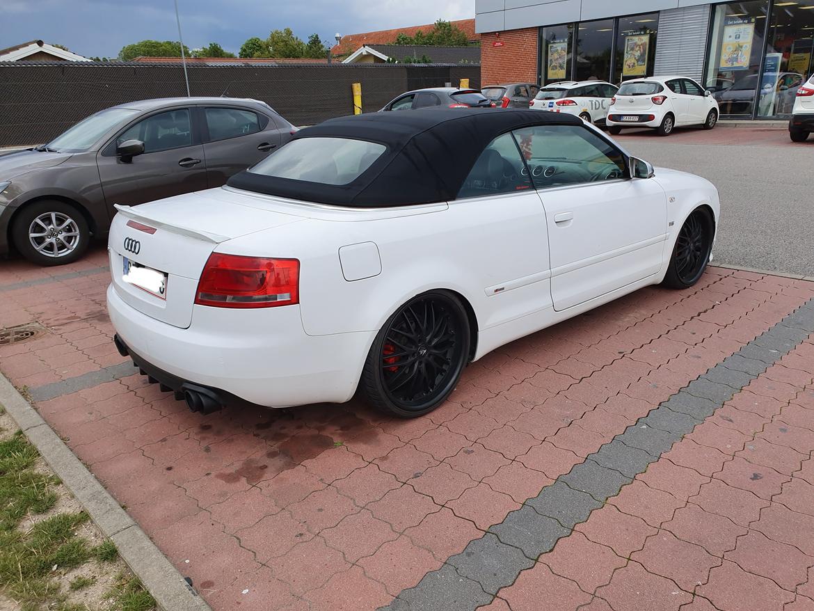 Audi A4 Cabriolet S-line 2,4 V6  ( Tidl bil ) billede 4