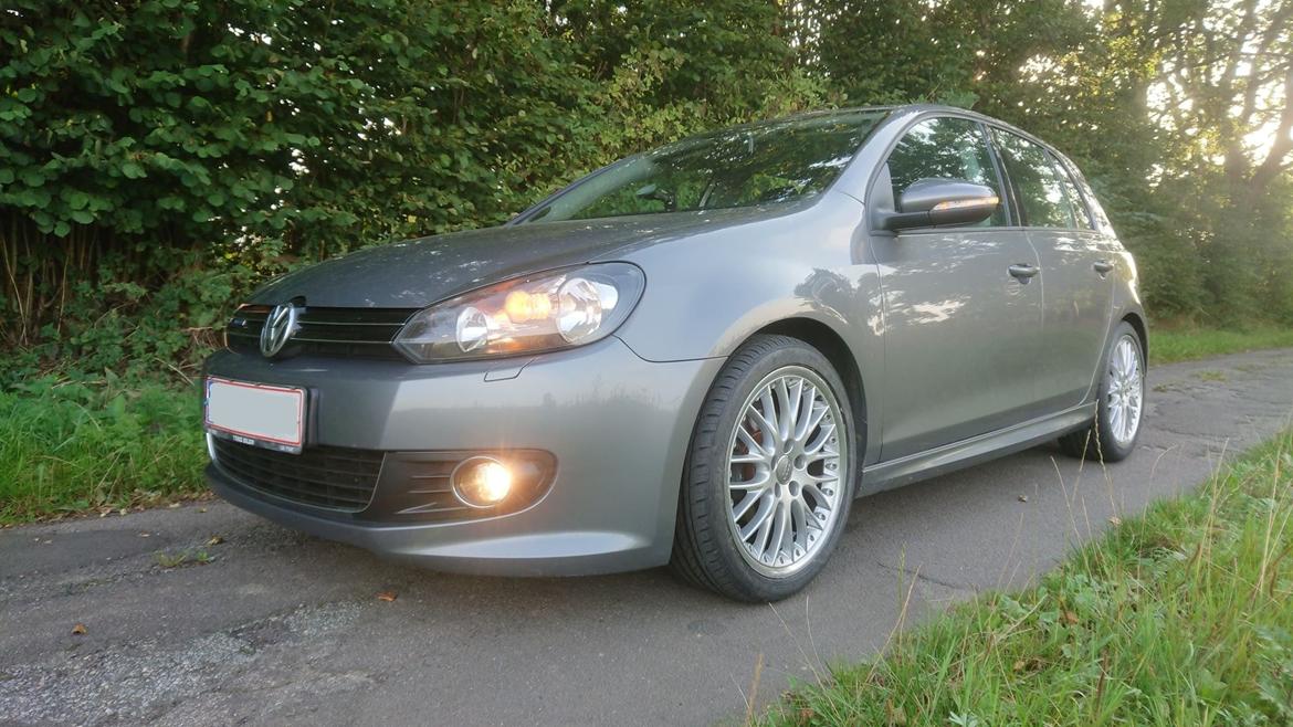 VW Golf VI 1.6 TDI Bluemotion billede 1