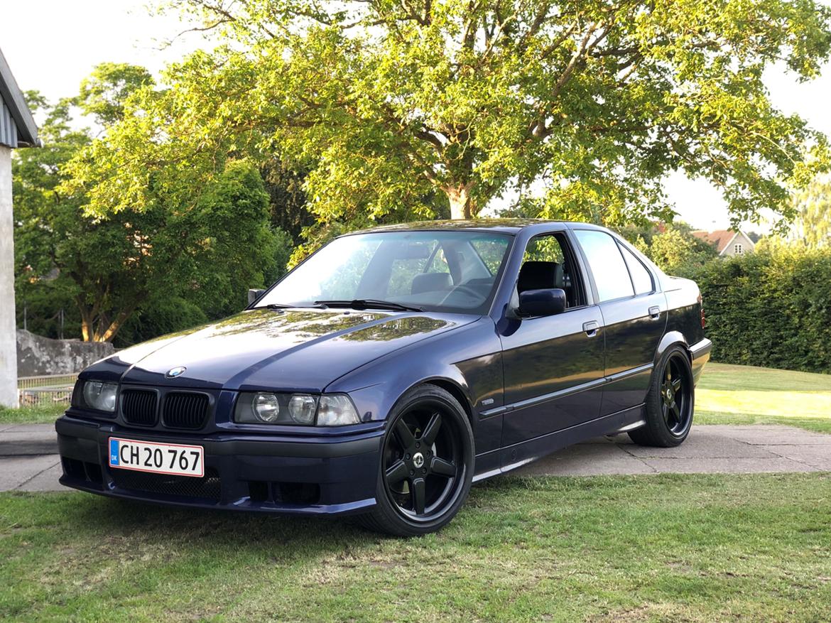 BMW E36 billede 1