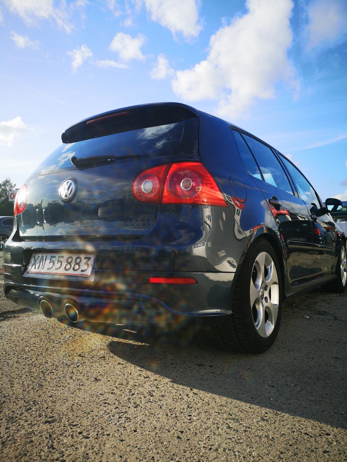 VW Golf MK5 GTI [Solgt]  billede 16