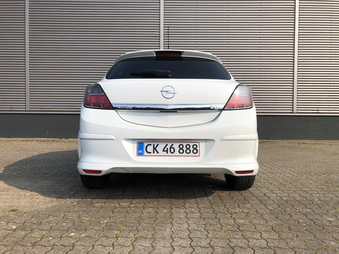 Opel Astra H GTC OPC Line billede 10