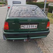 Opel Kadett e 1.3s 